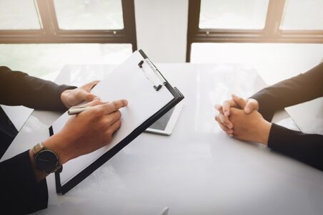 【30代×女性の転職事例】”やりたいこと”を仕事にするために。公務員から開発職へのキャリアチェンジ！？