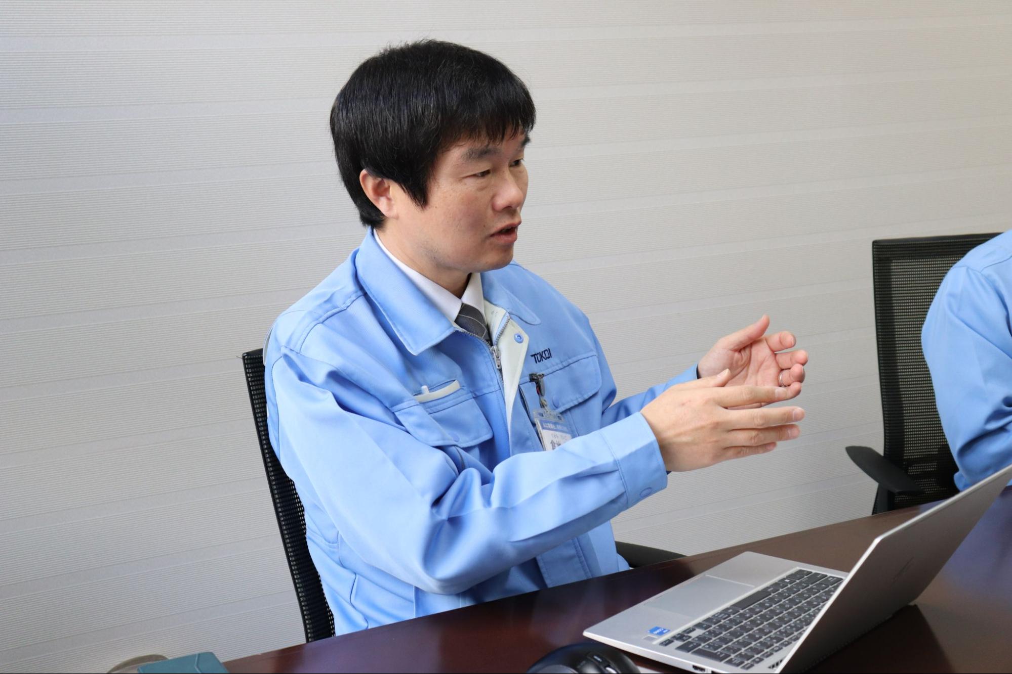 東海光学企業インタビューイメージ